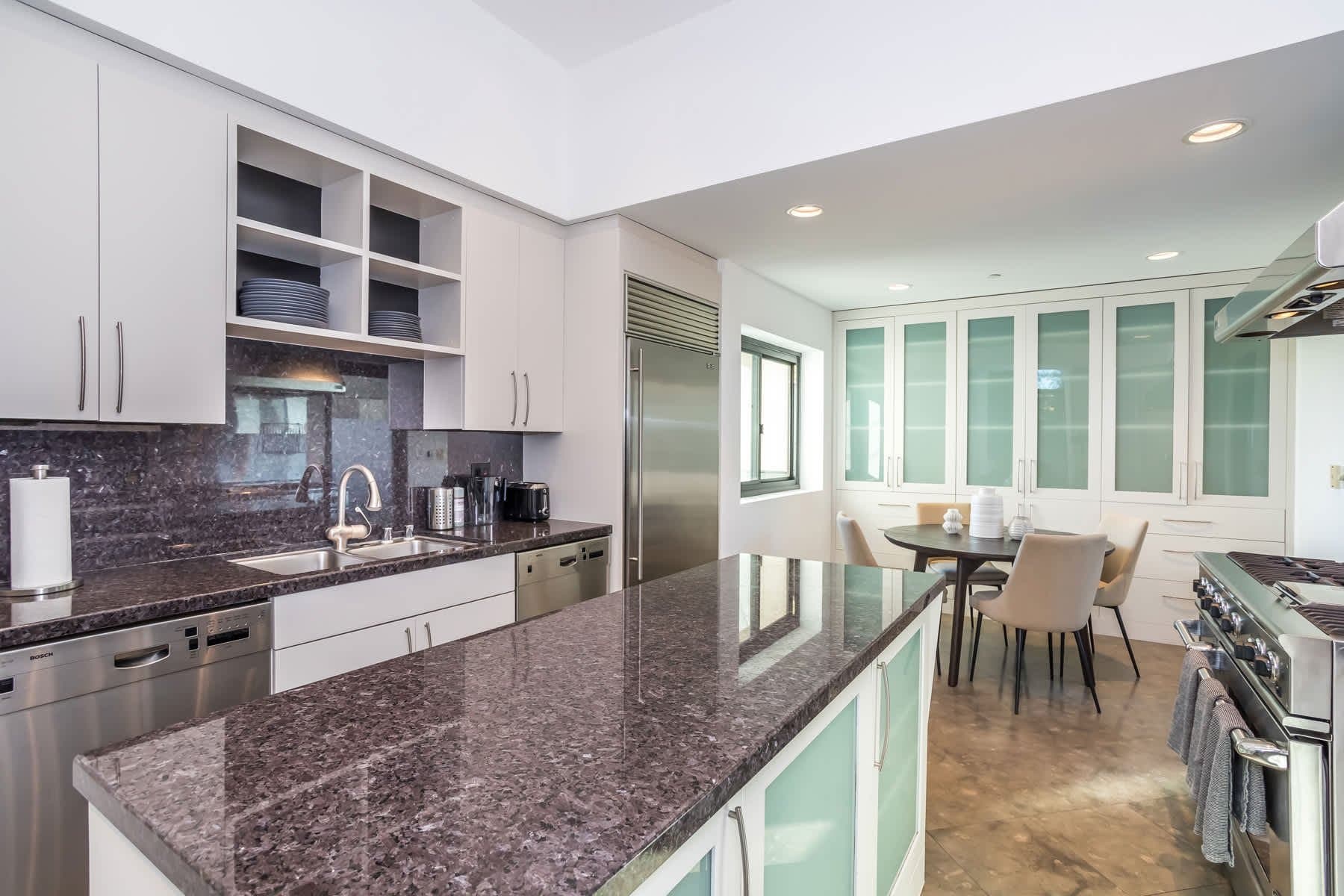 Bird Street Home - Image 5