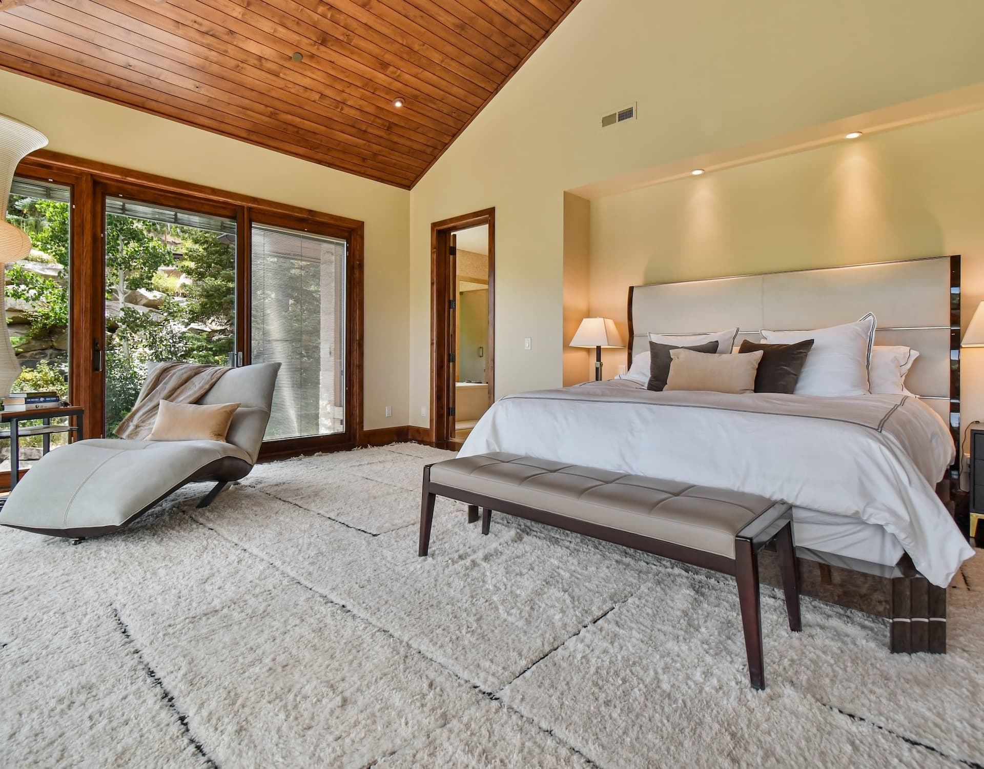 Sky Villa - Image 48