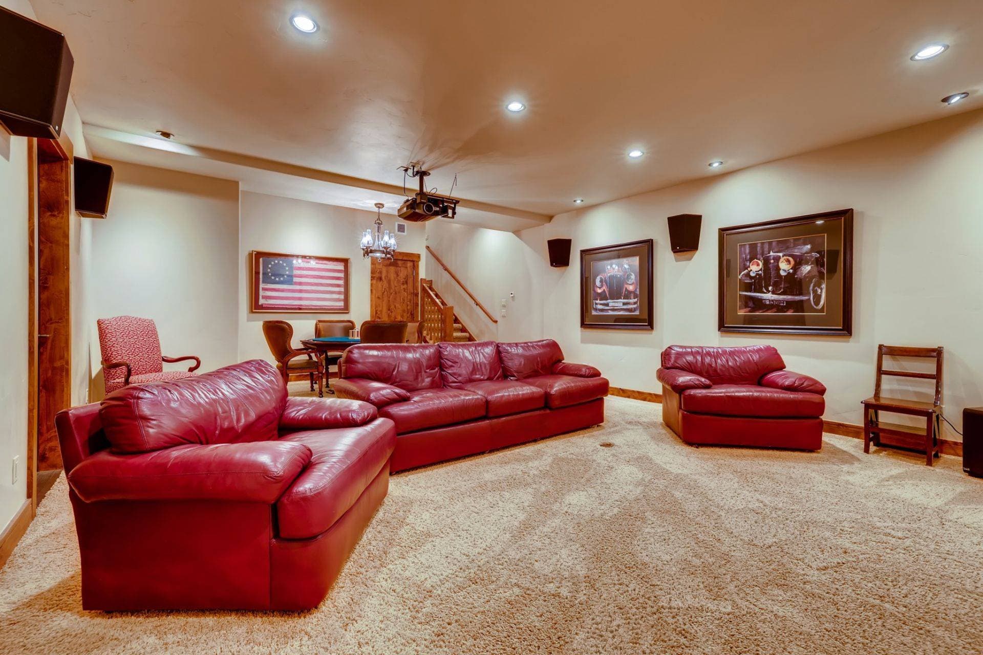 Bear Tracks Lodge - Image 5