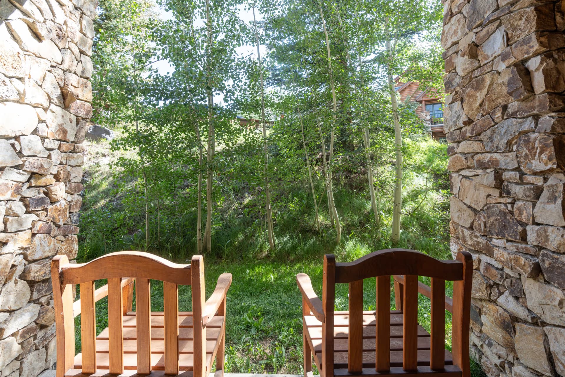 Alpine Vista Lodge - Image 4