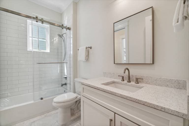 Harlie's House - Image 26