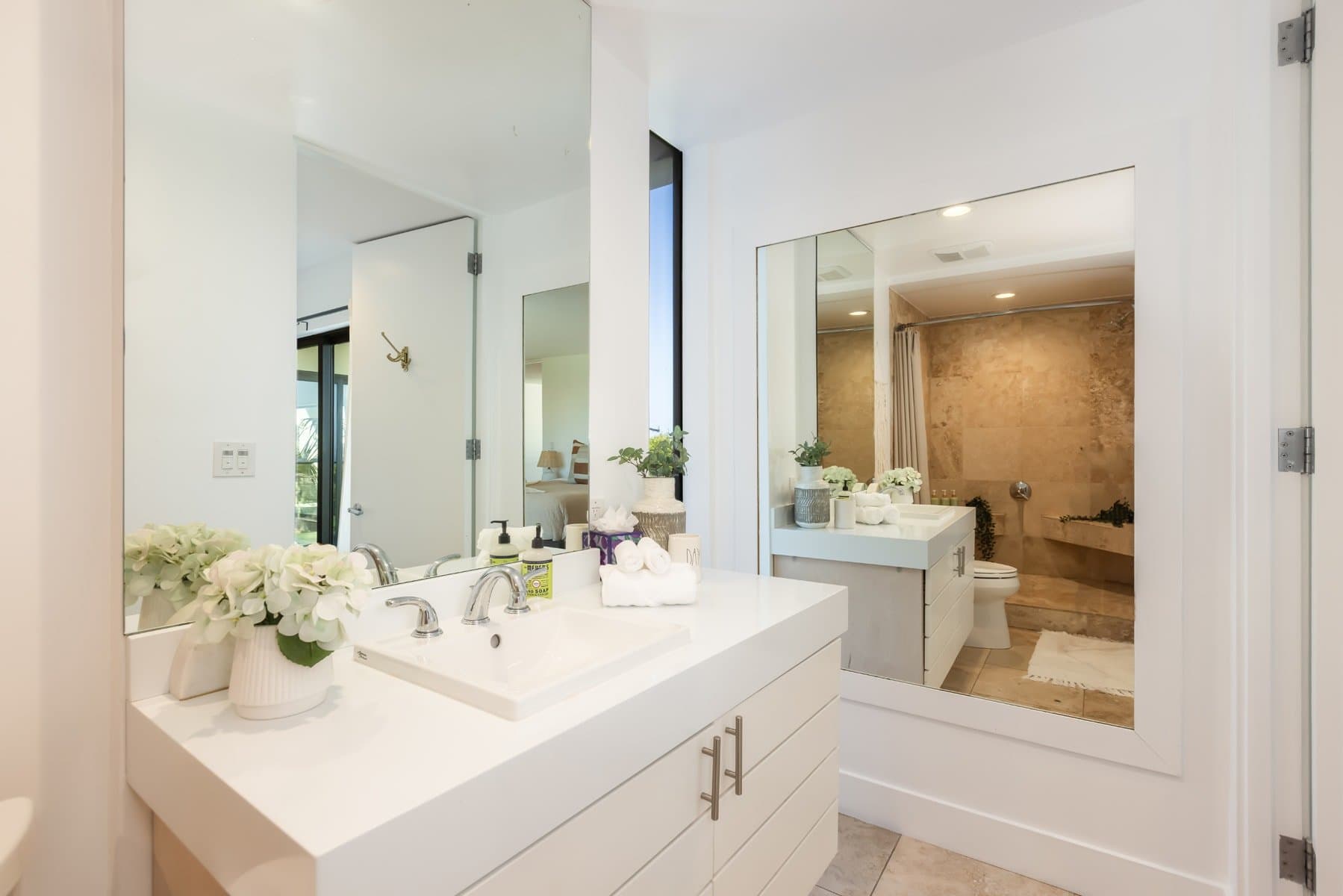 Malibu Sunset Oasis - Image 40