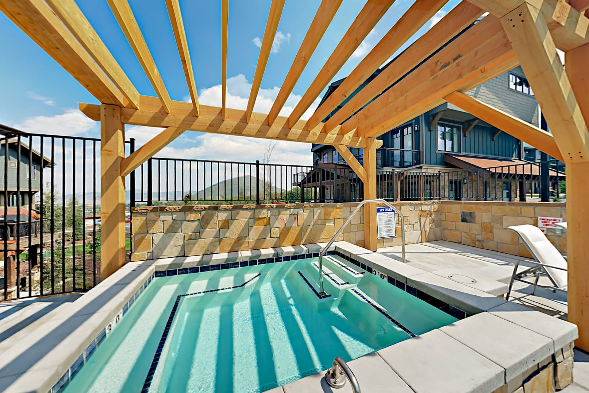 Blackstone Paradise Home - Image 23