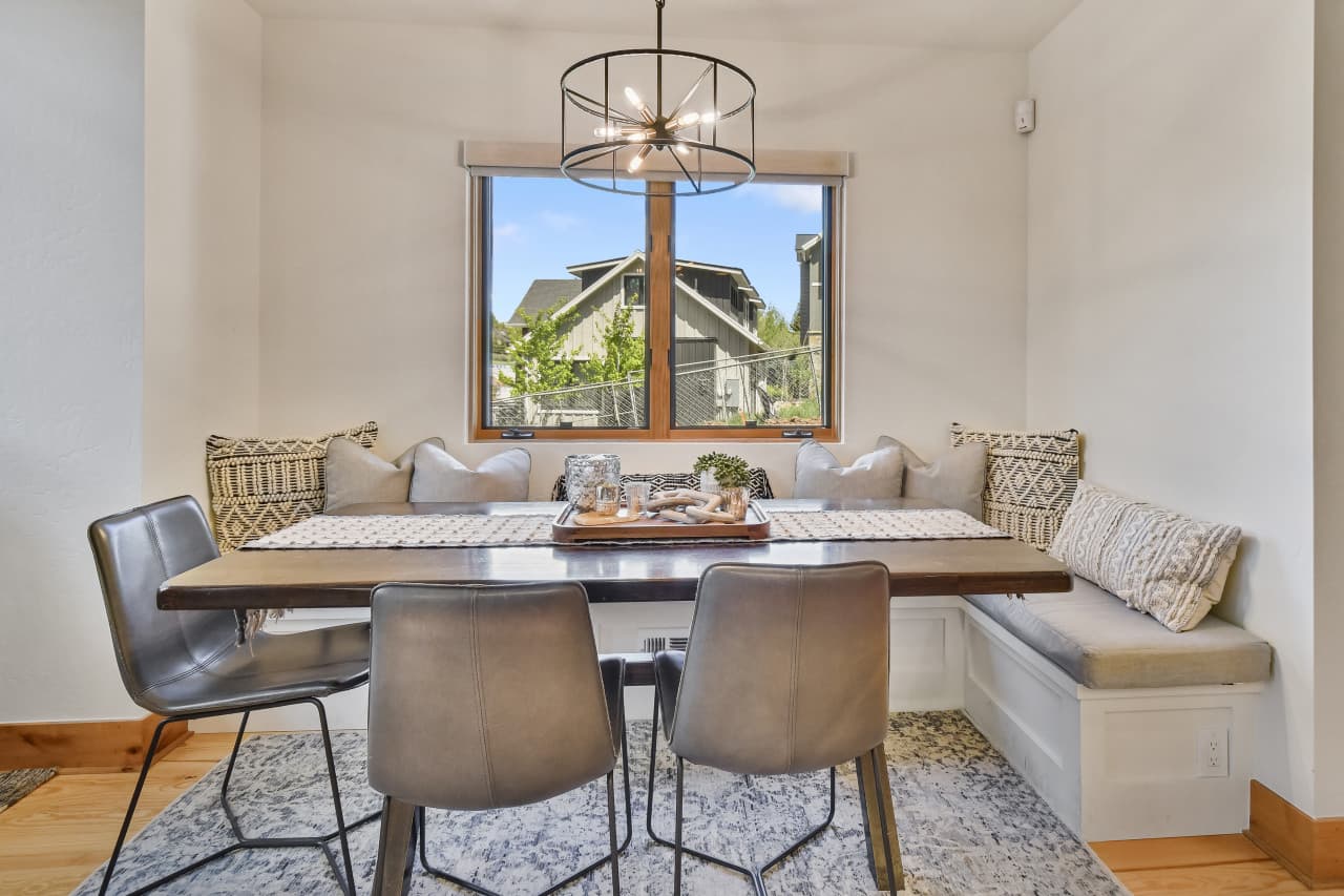 Mountain Crest Home - Image 4