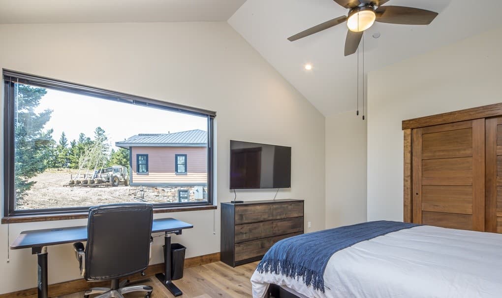 Fourpoint - Image 18