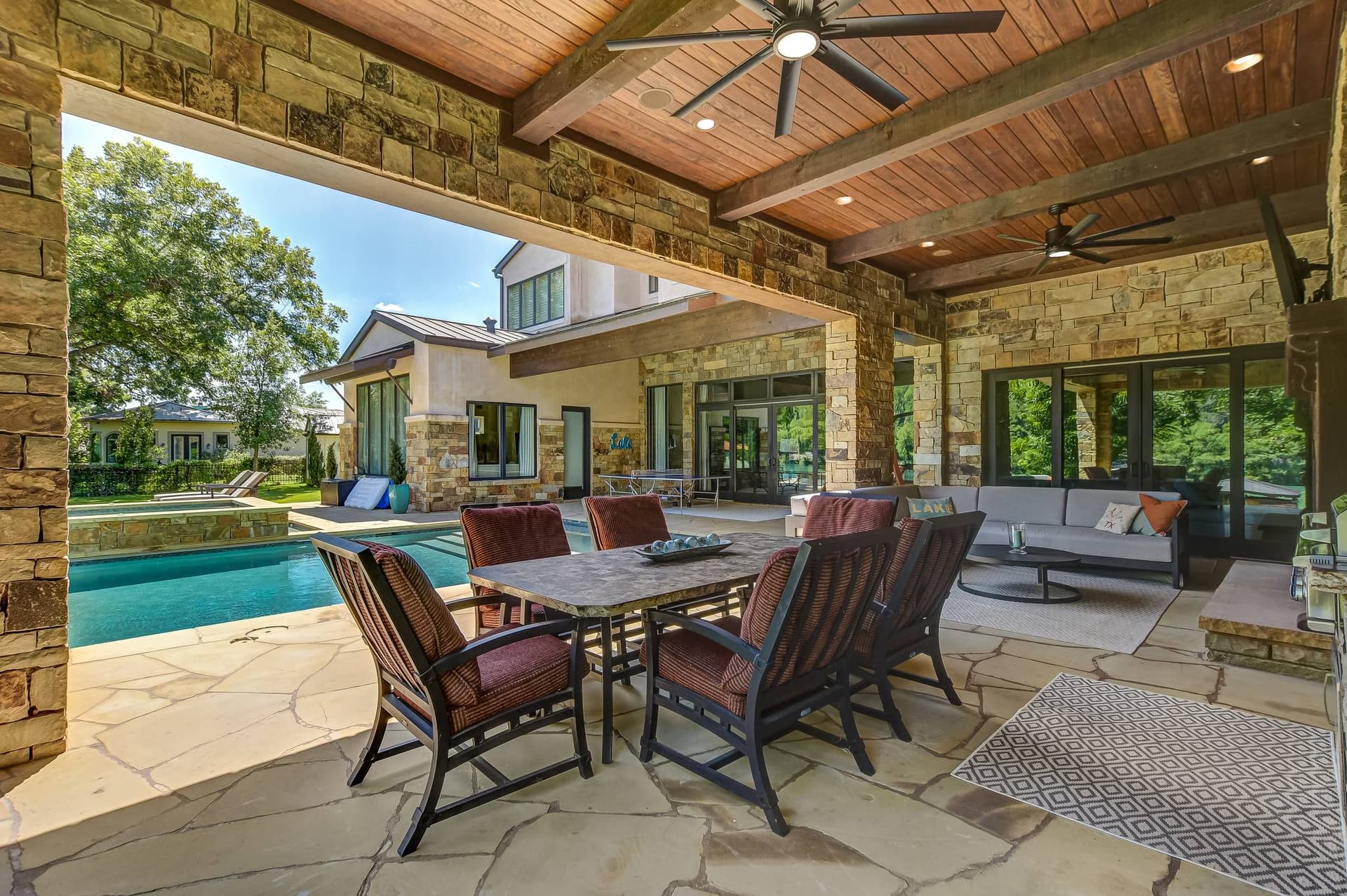 Elite on Lake Austin - Image 36