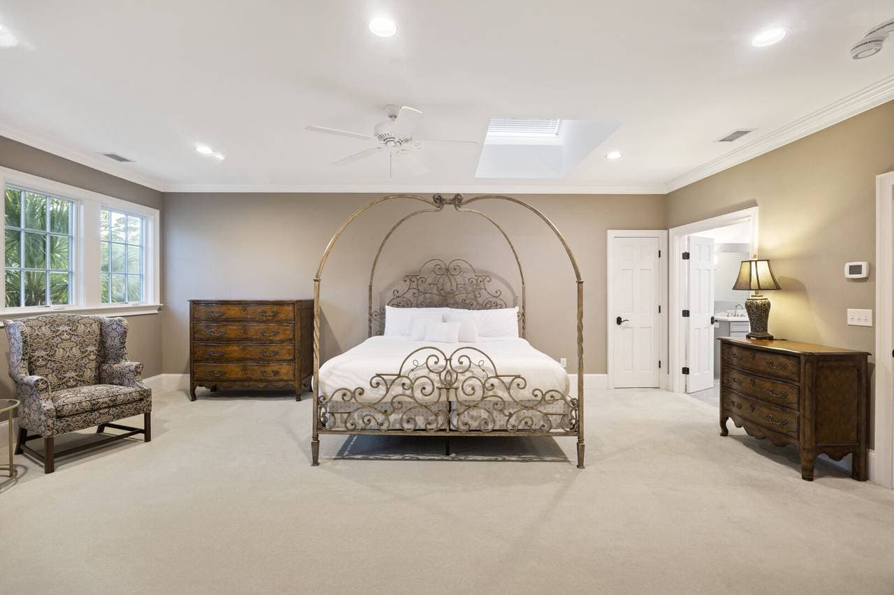 Otter Island Getaway - Image 20