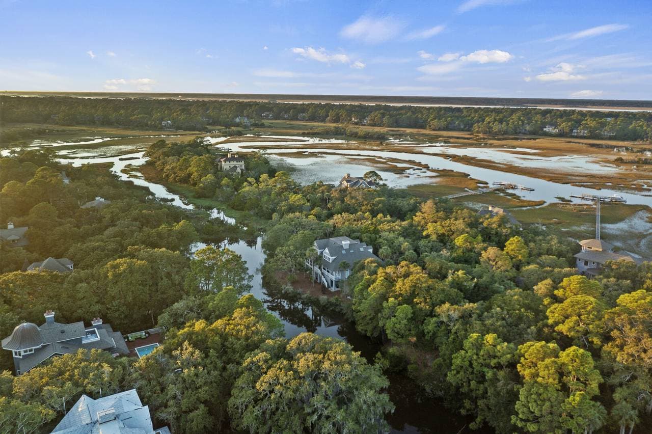 Otter Island Getaway - Image 52