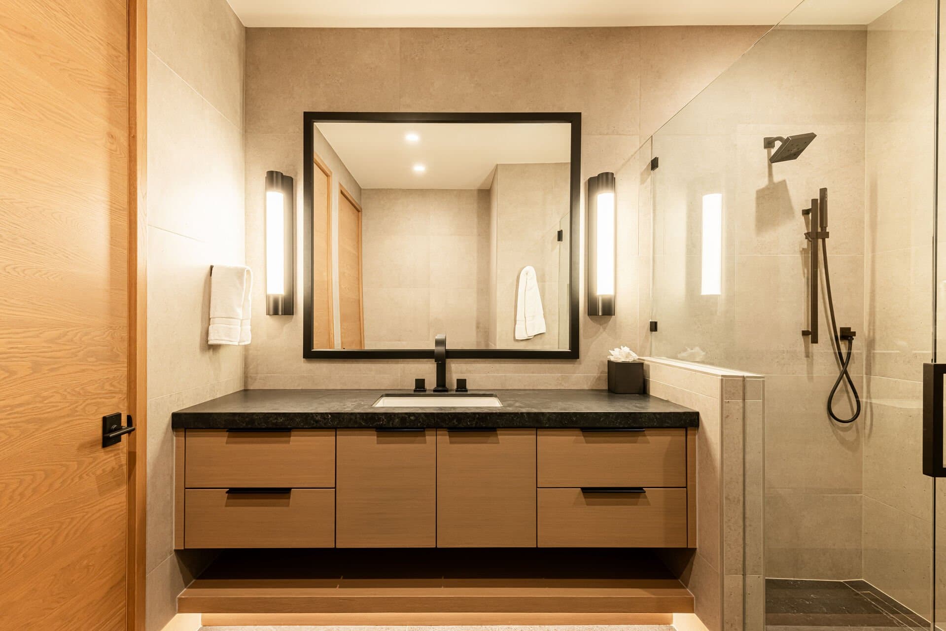 Luxe at Moonshadow - Image 56