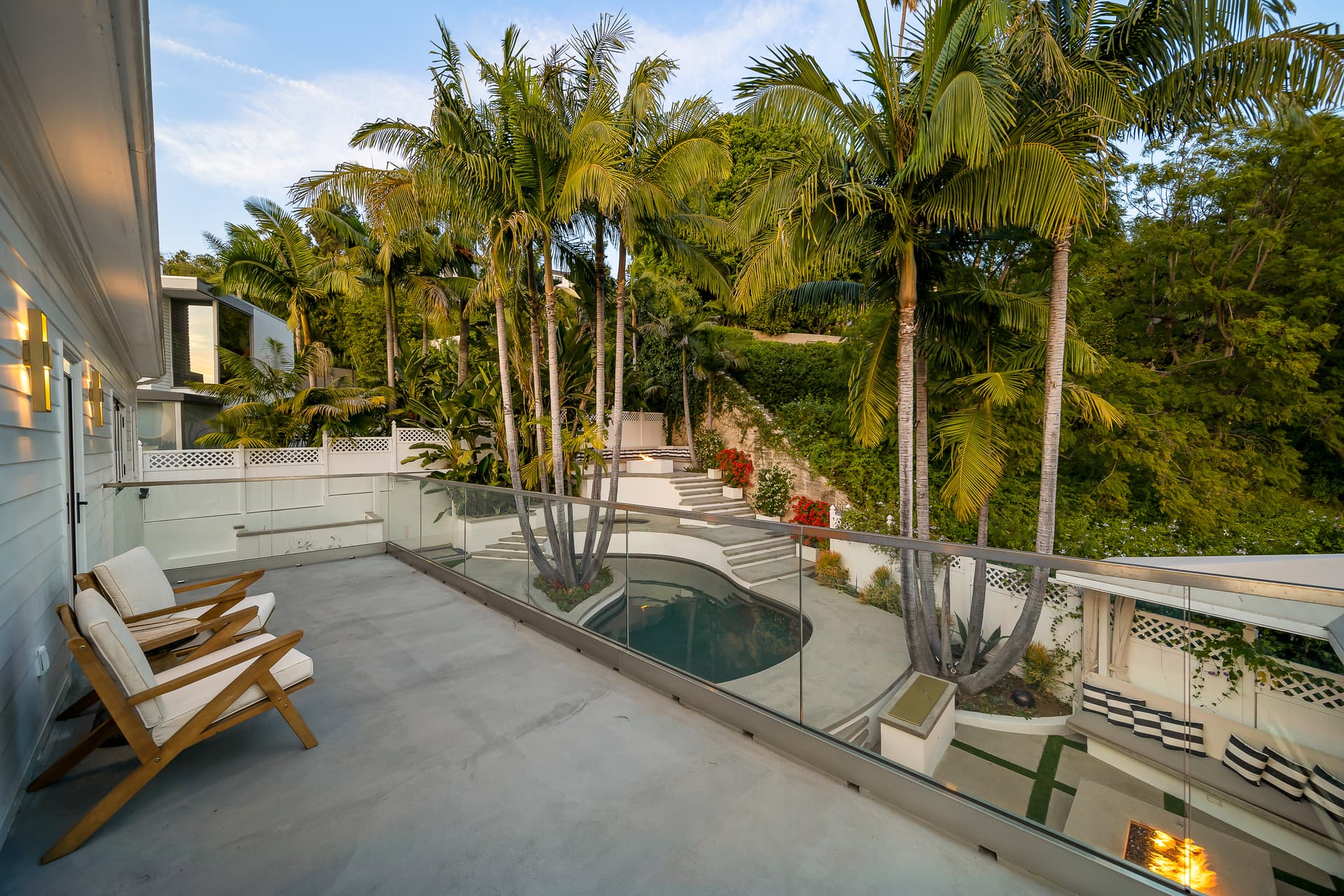 London Villa - Image 5