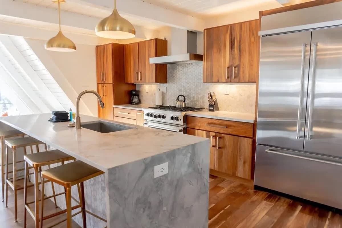 Artisan A-Frame Escape - Image 2