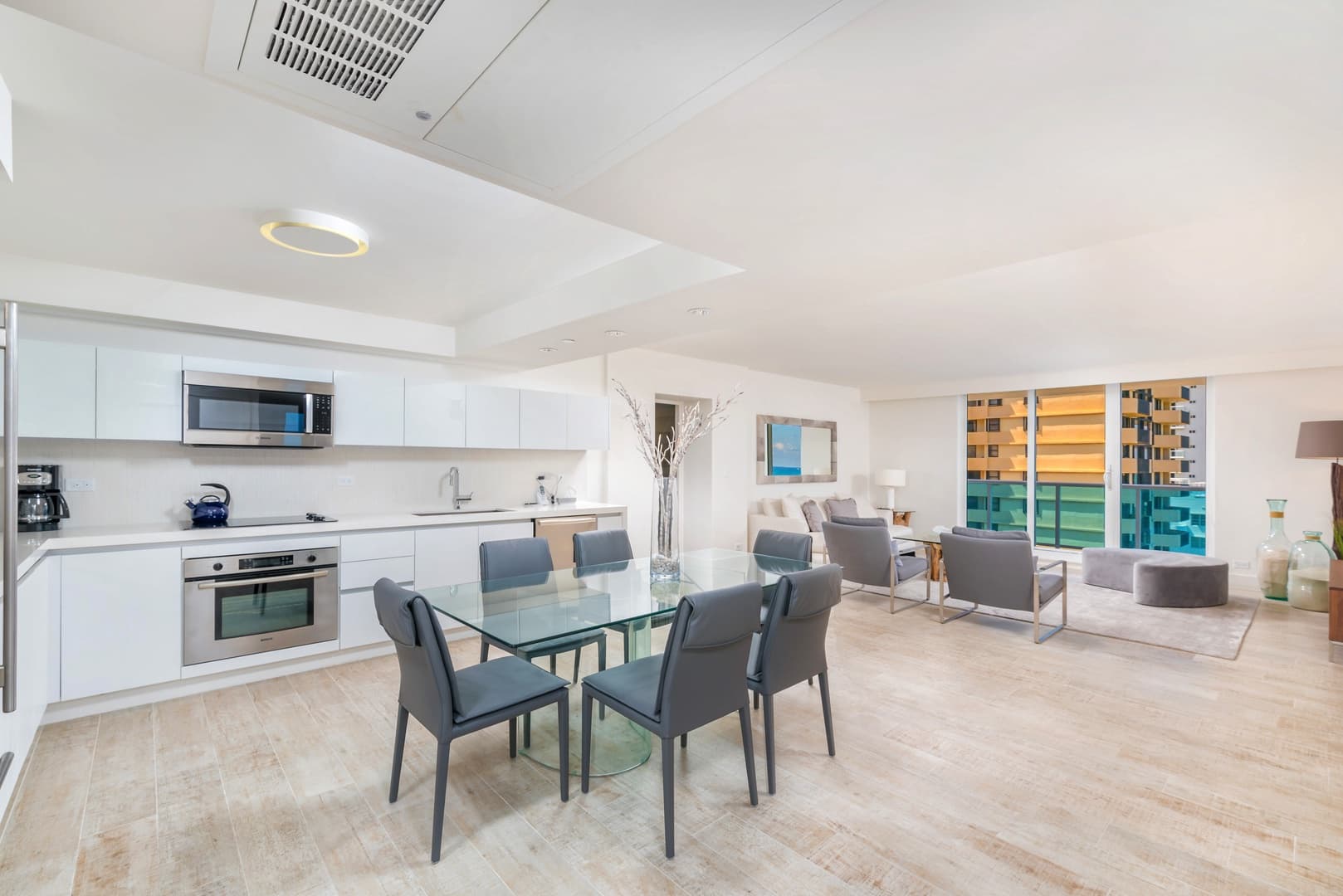 1 Hotel & Homes Condo #1019 - Image 5