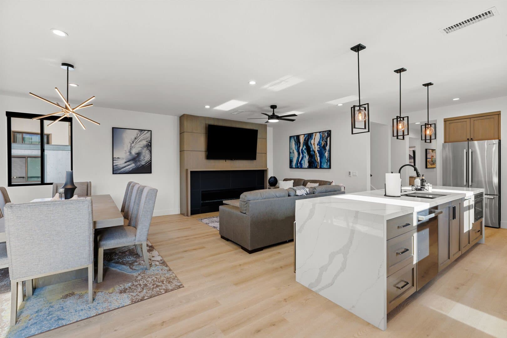 Modern Beach Vibes (Upper) - Image 3