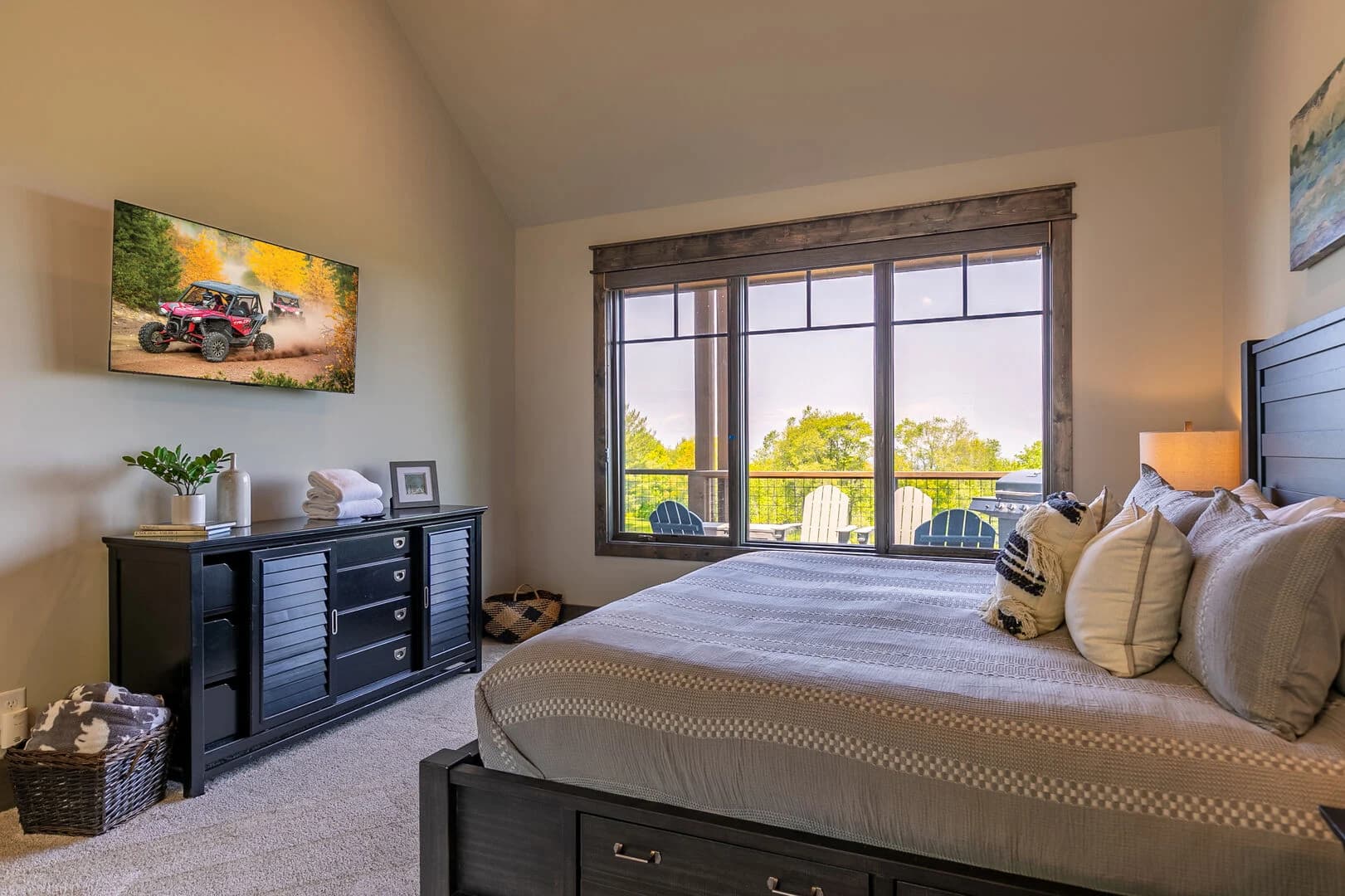 Just Bluffin' at Eagles Nest - Image 19