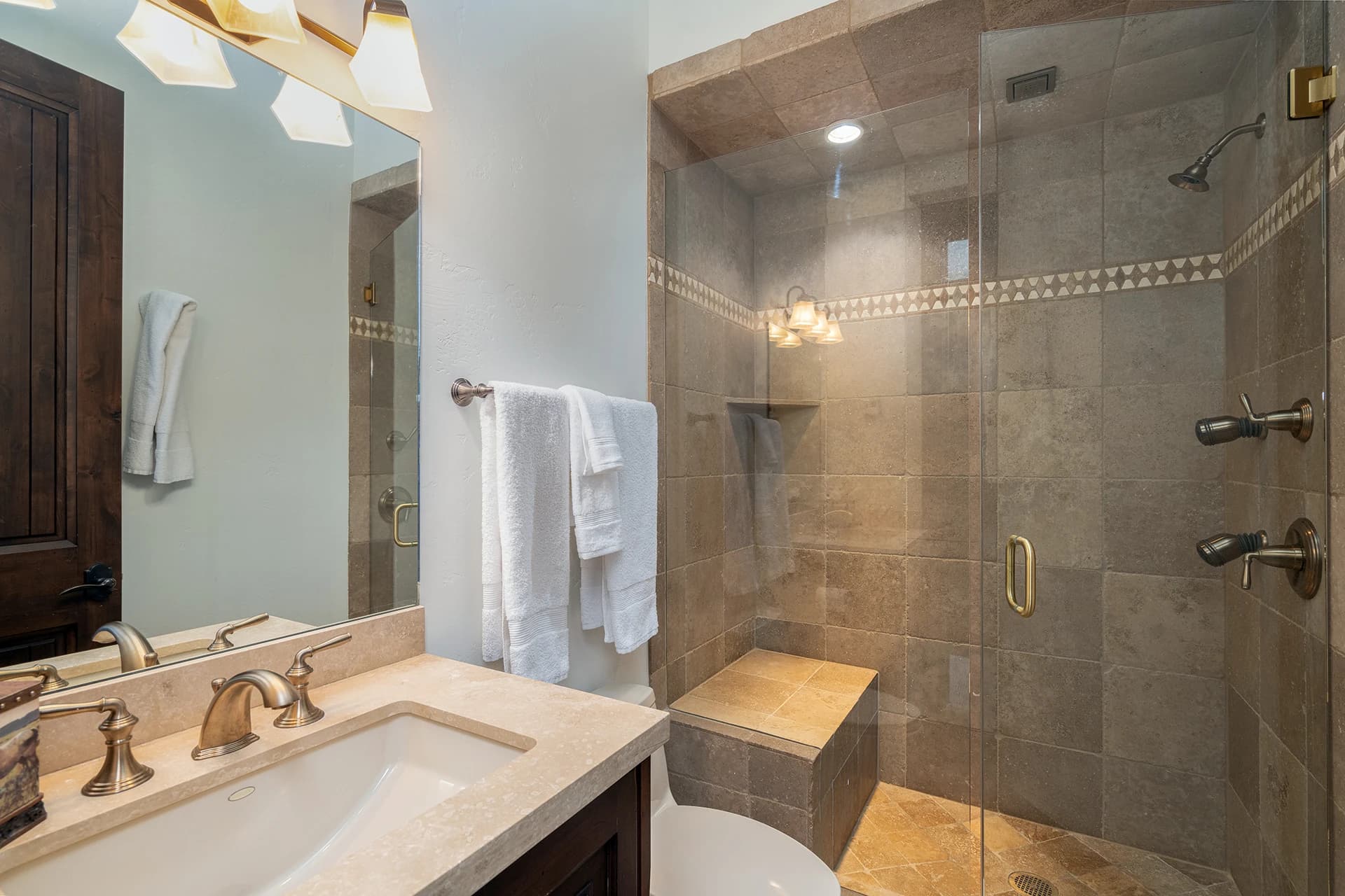 Benchmark Chateau - Image 21