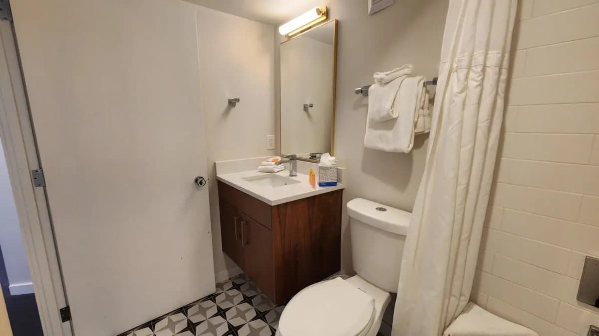 Artisan A-Frame Escape - Image 34