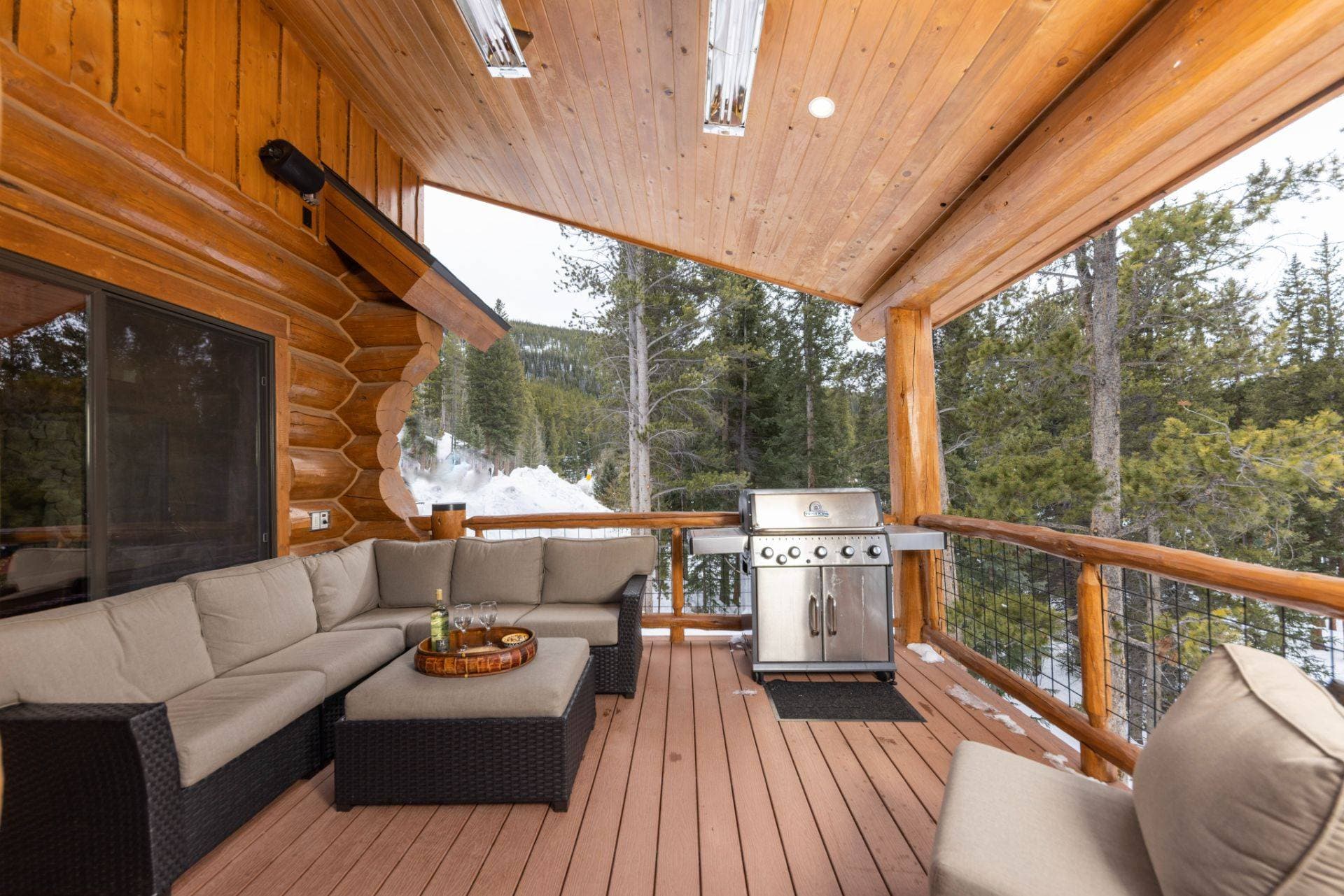 Pine Ridge Cabin - Image 40