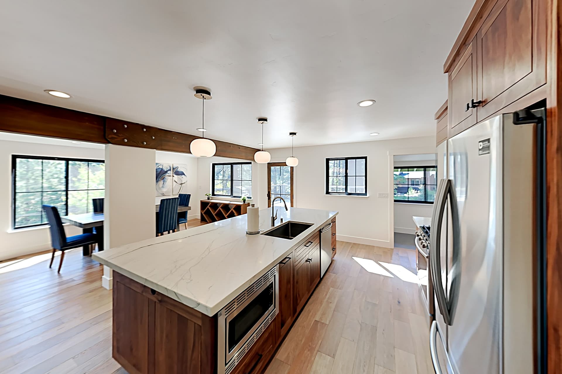 North Lake Adventure House - Image 10