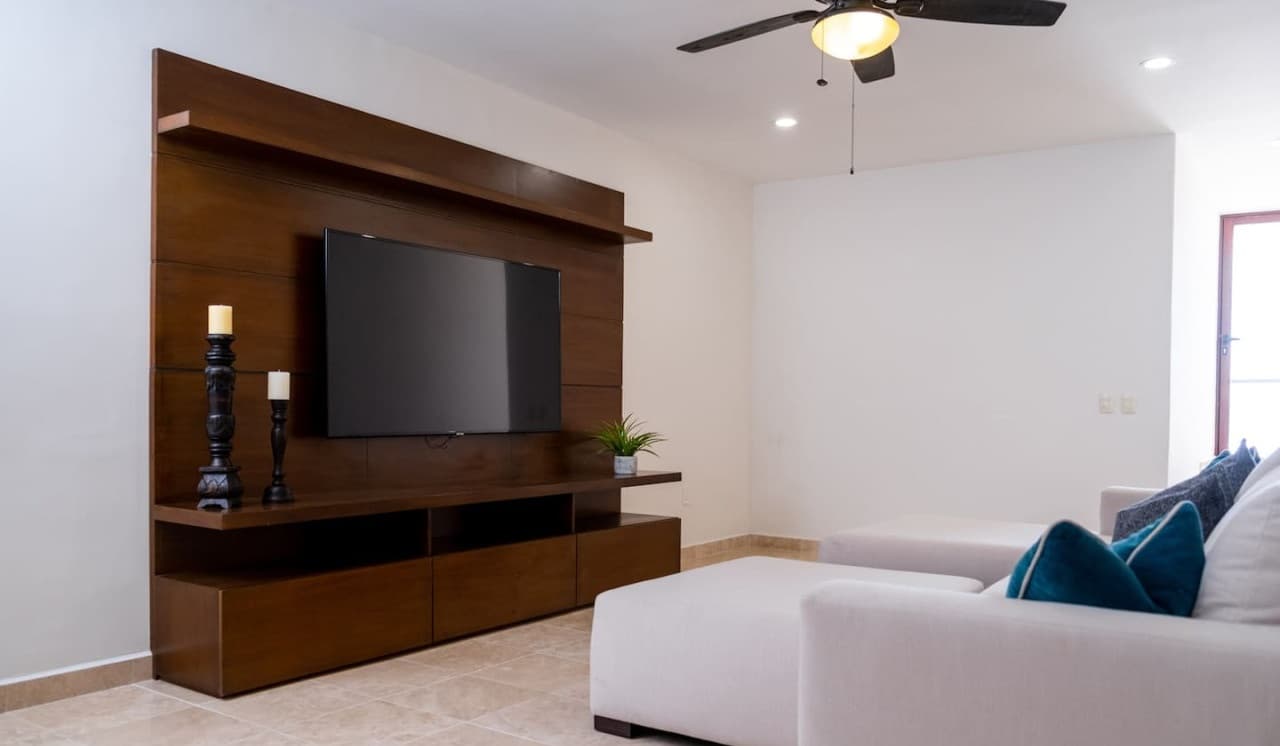 Ziva Condo - Image 14