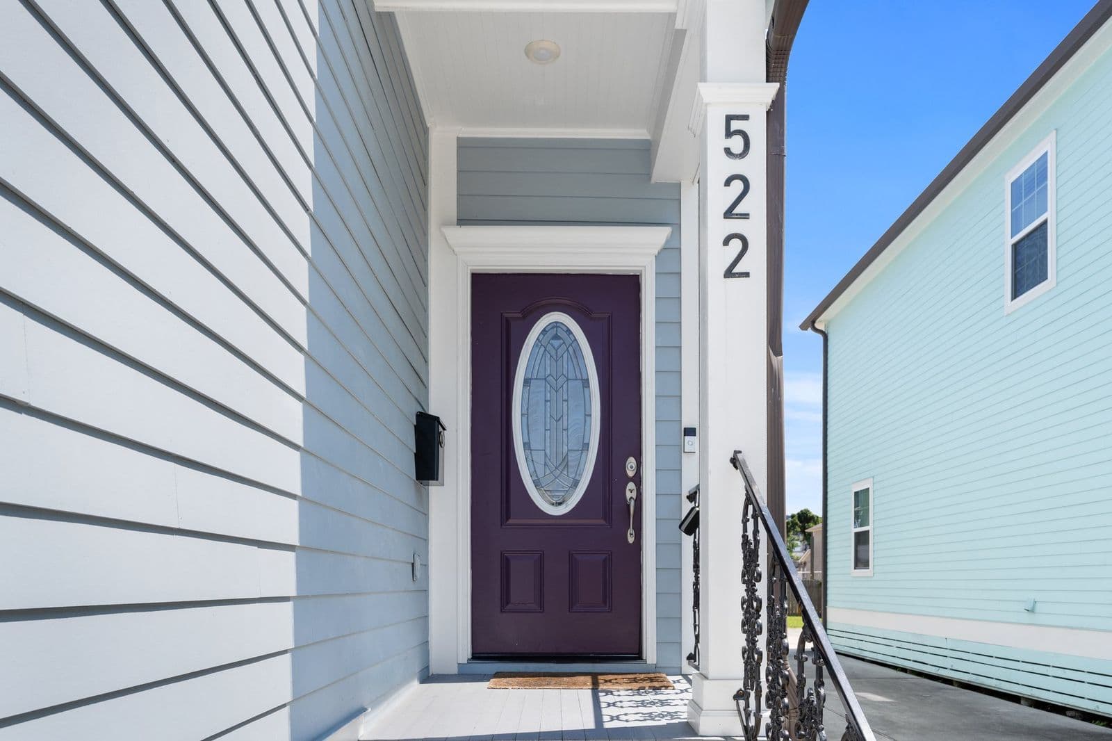 Gorgeous Mid-City House - Image 2