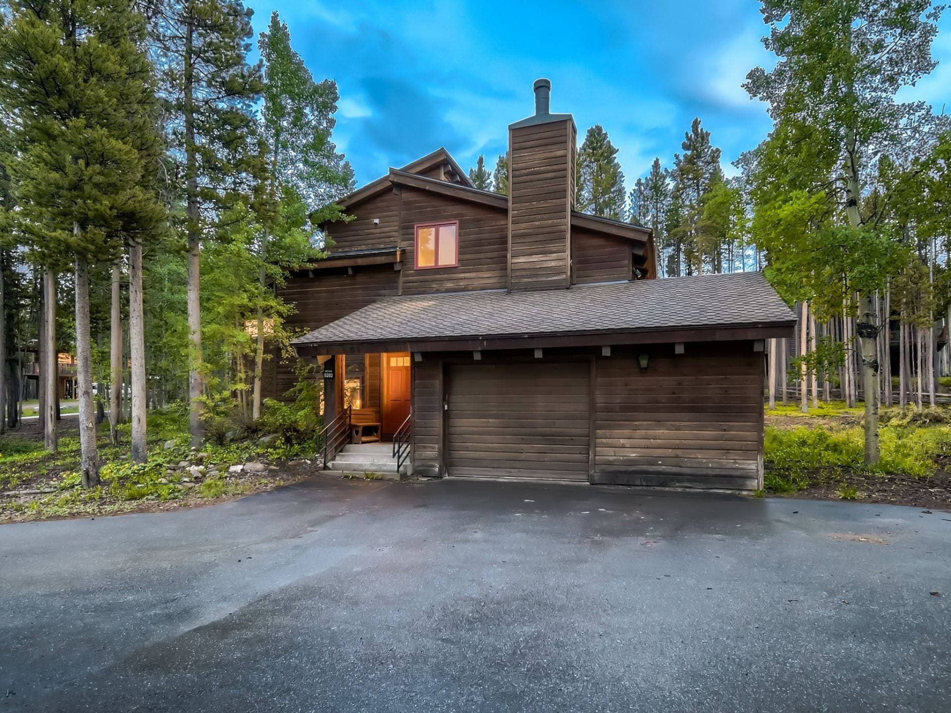 Breck Lodge House - Image 31