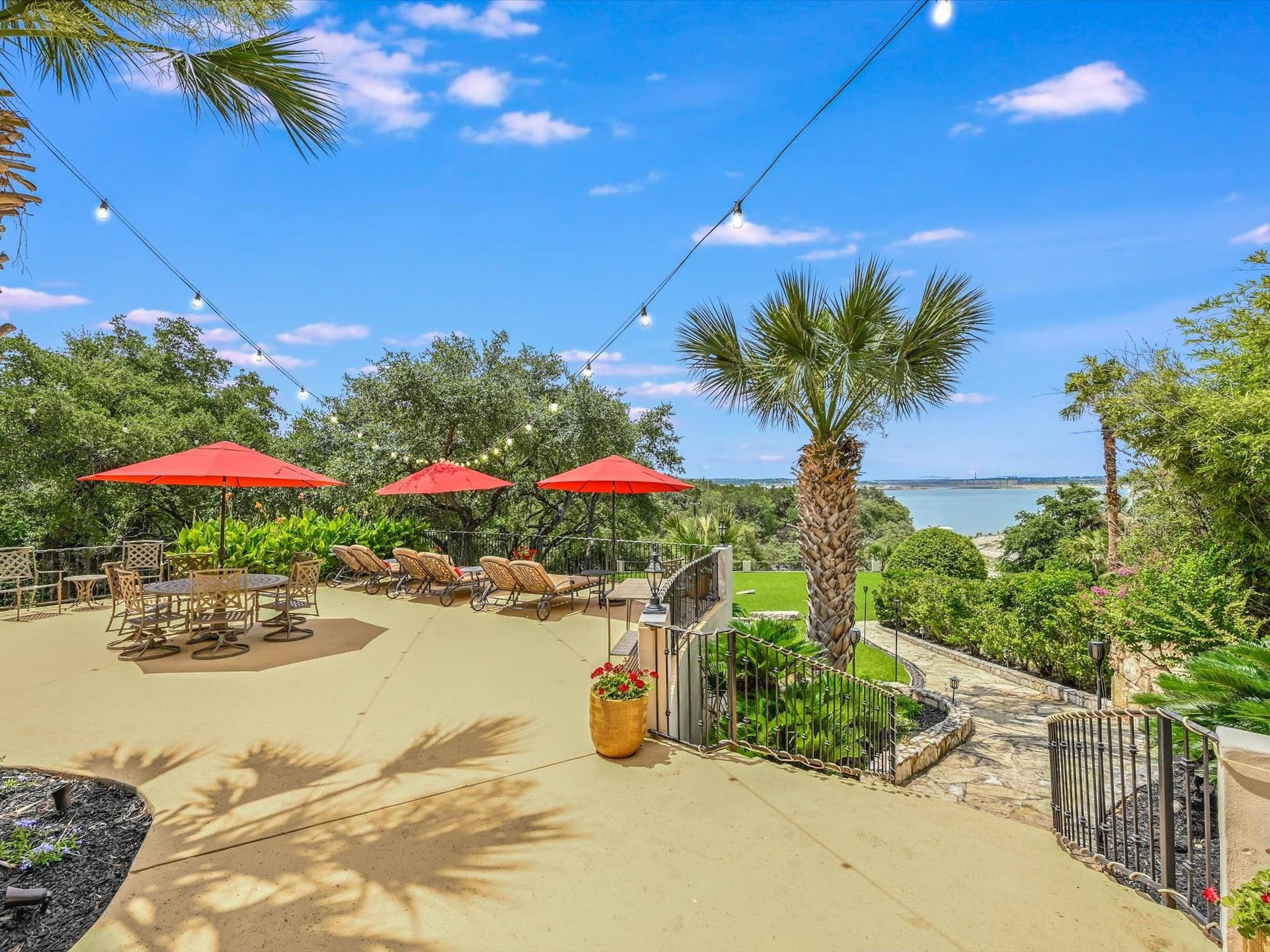 Palms on Lake Travis - Image 2