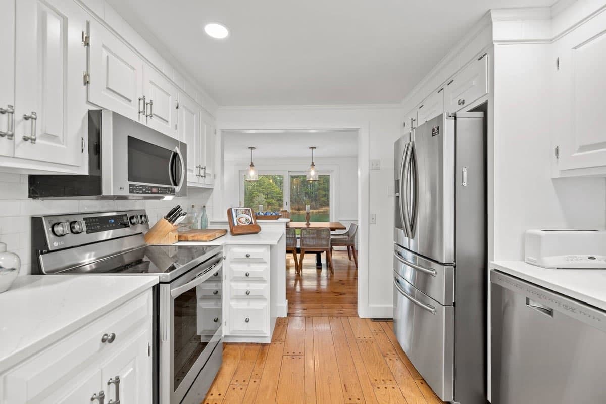 Shore Thing - Image 9