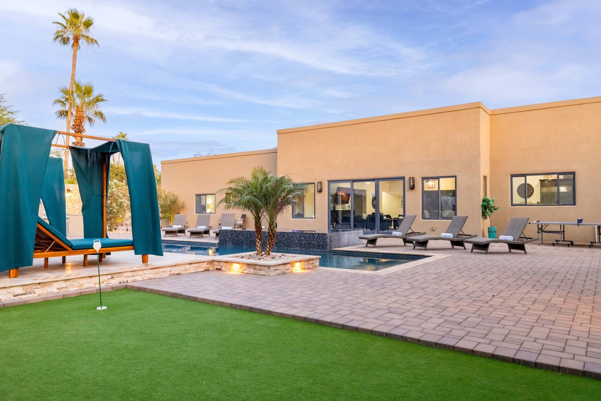 Residence on Cactus - Image 13