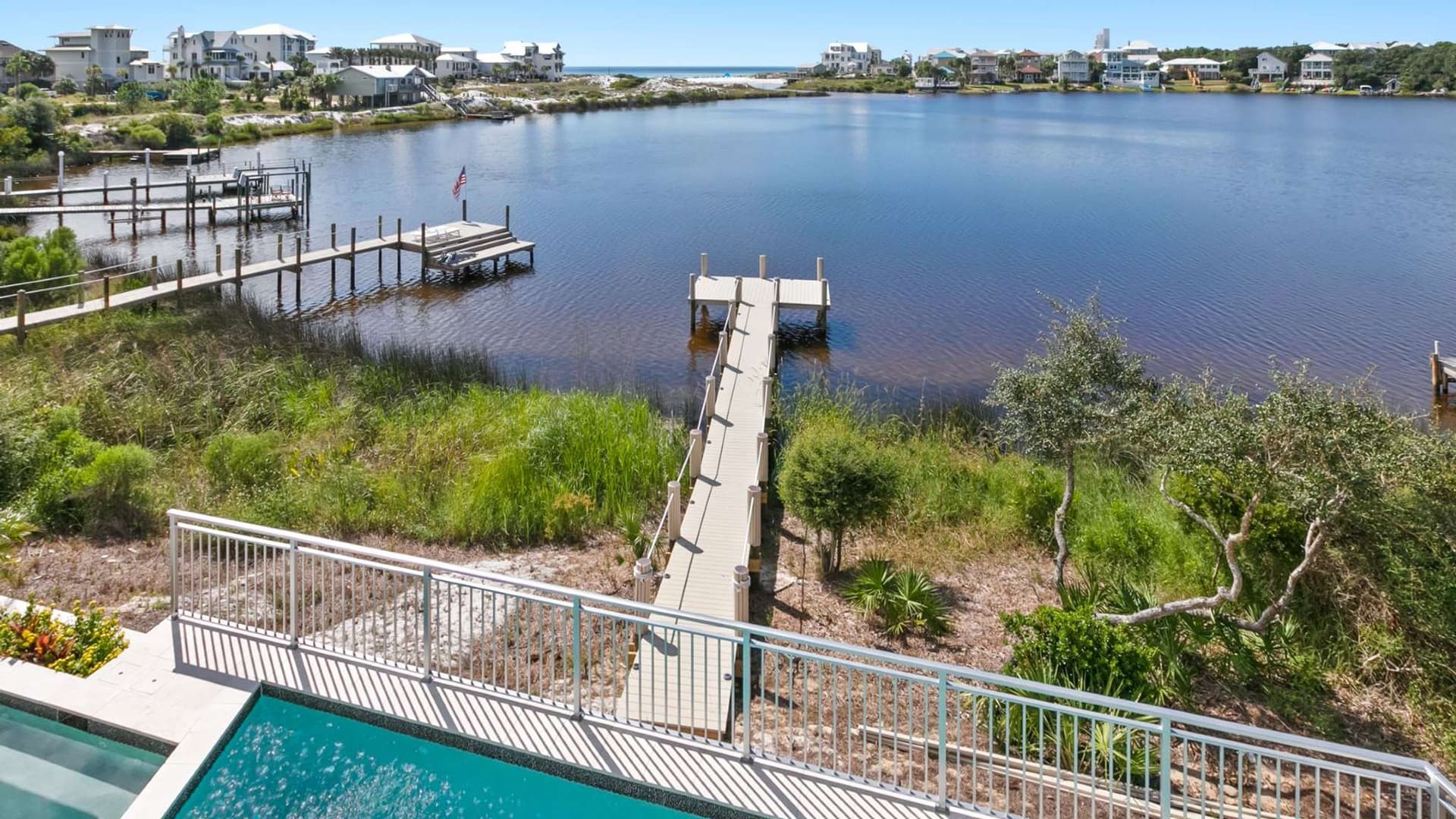 Lakeview Drive - Image 66