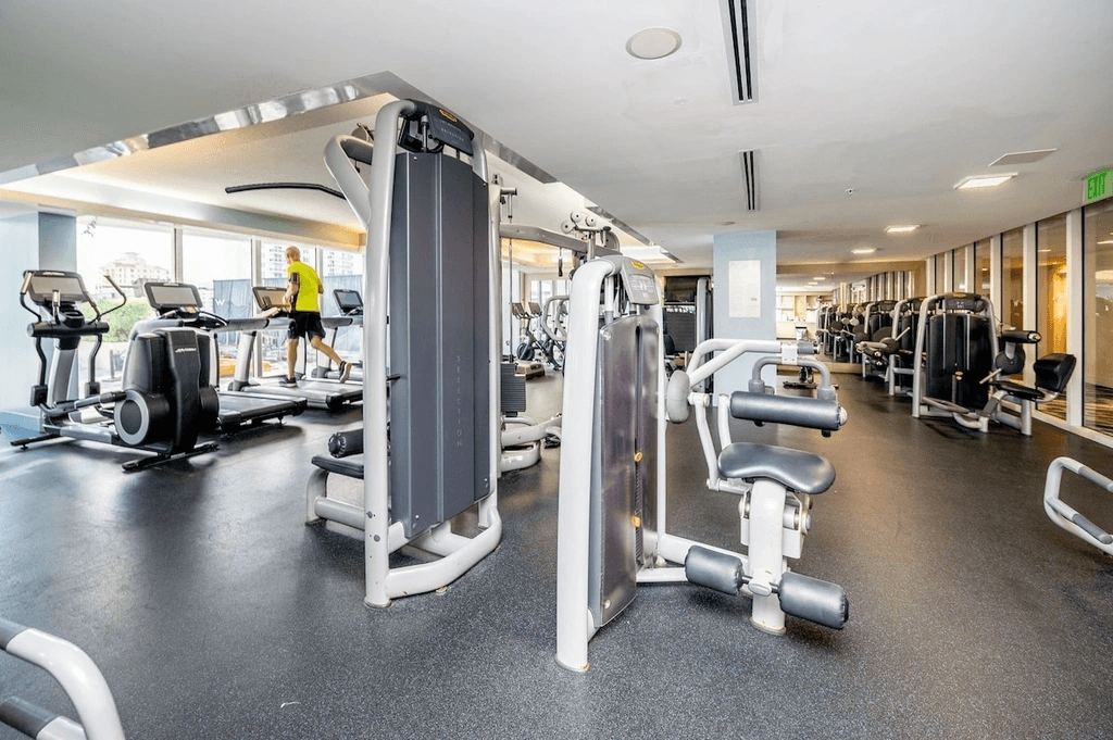 Skyline #1104 - Image 6