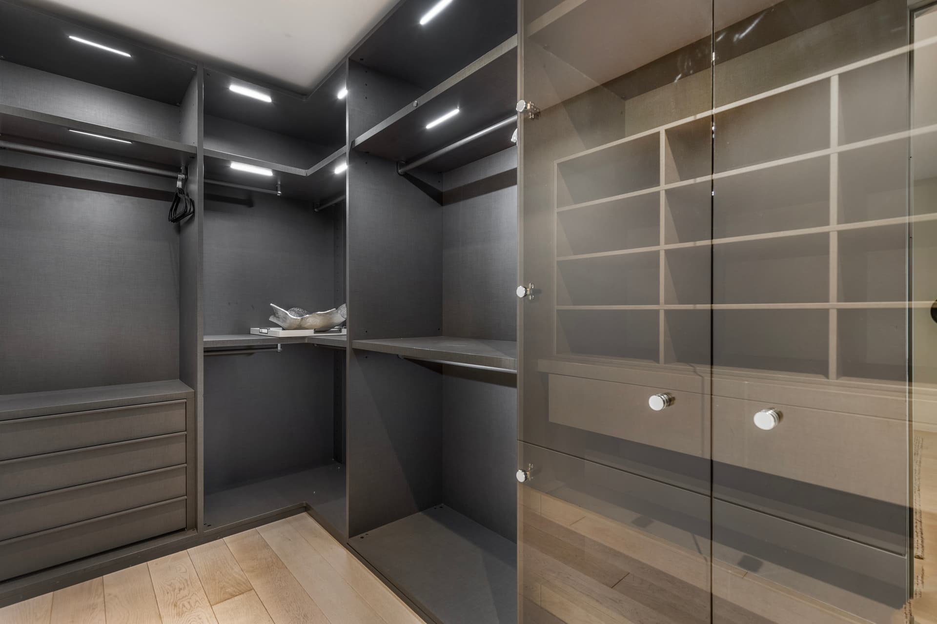 St Ives Modern - Image 25