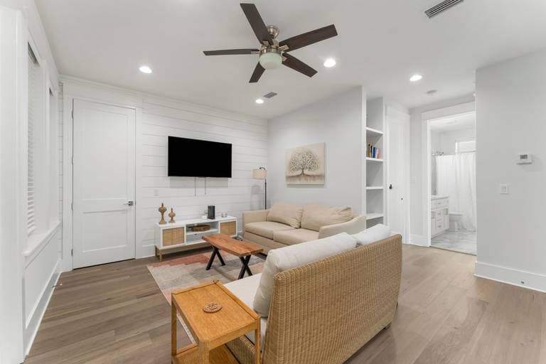 Wonderland at Treetop - Image 18