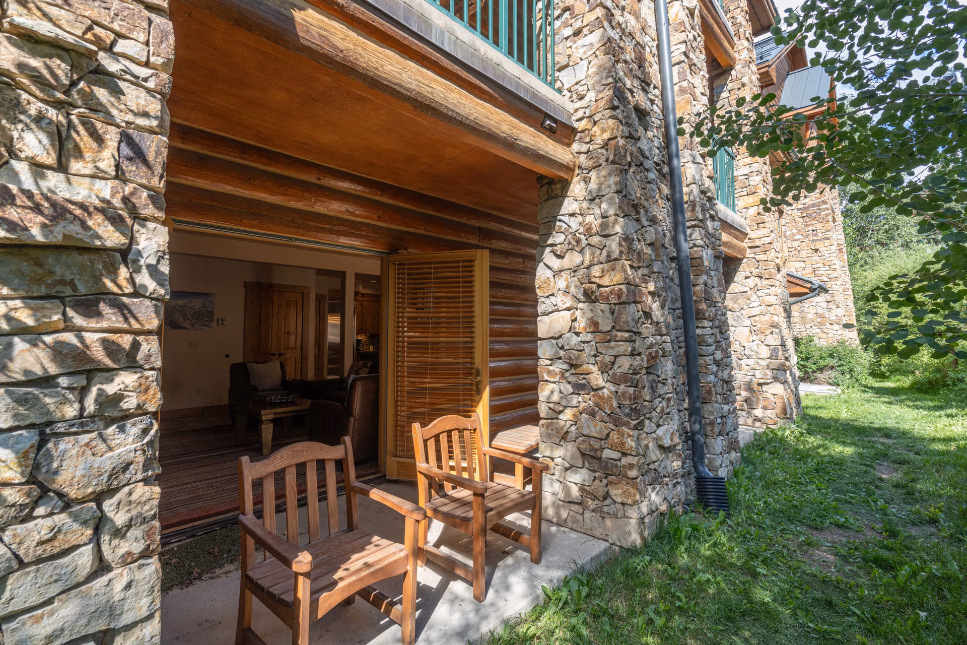 Alpine Light Landing - Image 9