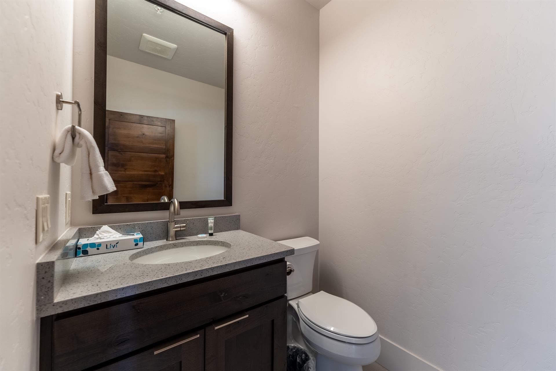 Blue River Haven - Image 29