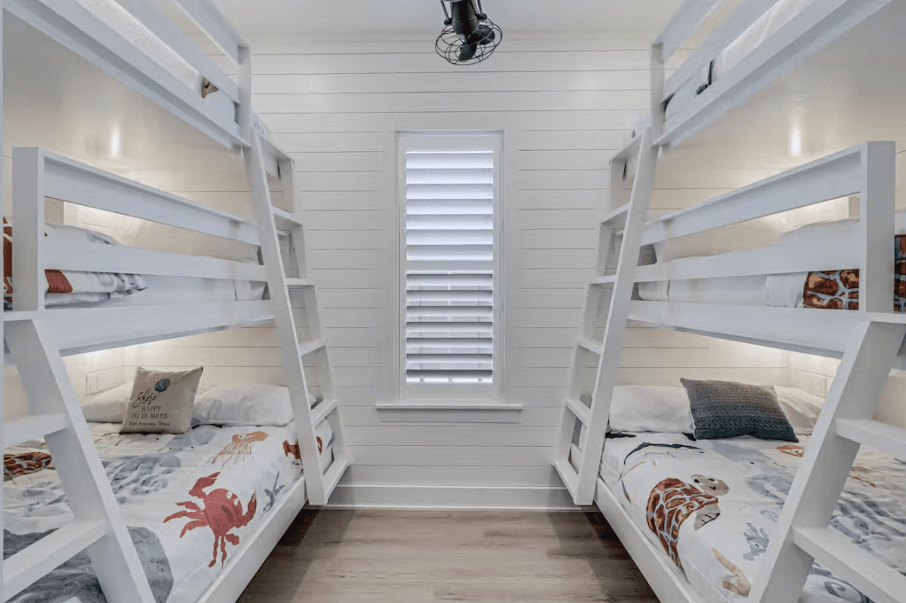 Shore Thing House - Image 16