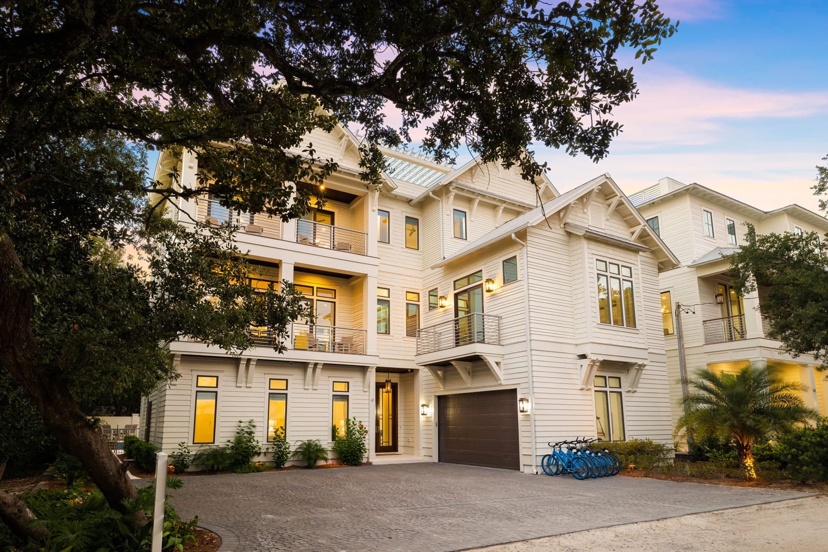 Social Manor - Image 4