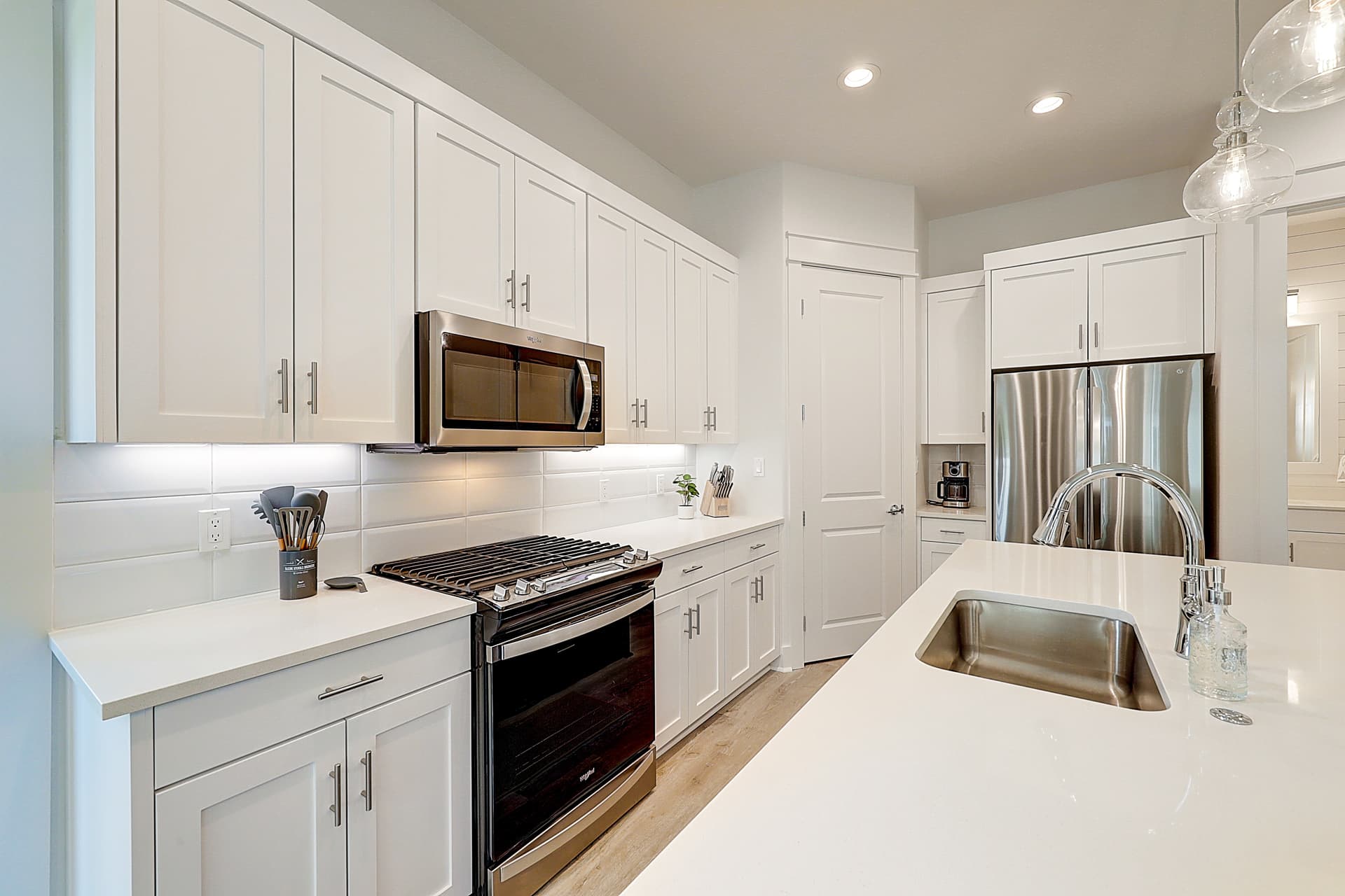 Sunset on the Ninth - Image 3