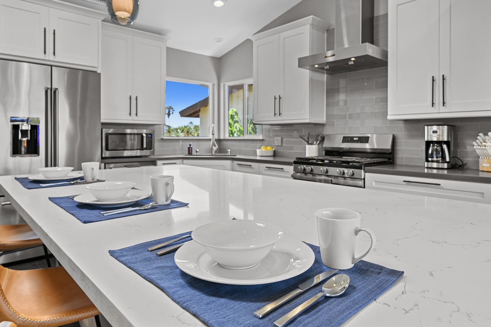 Pacific Beach Retreat - Image 13