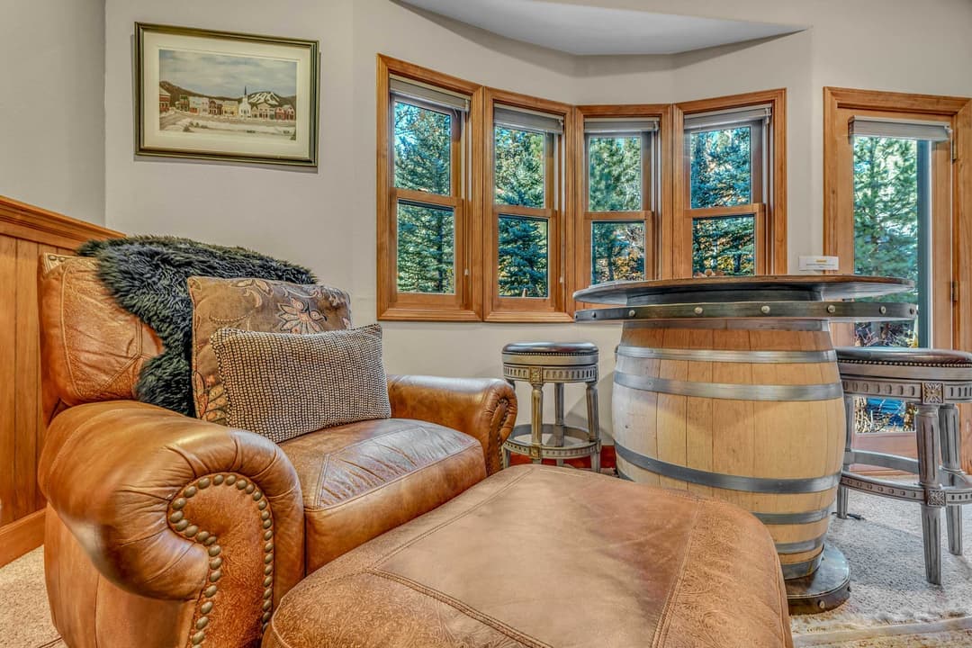 Olympic Valley Getaway - Image 14