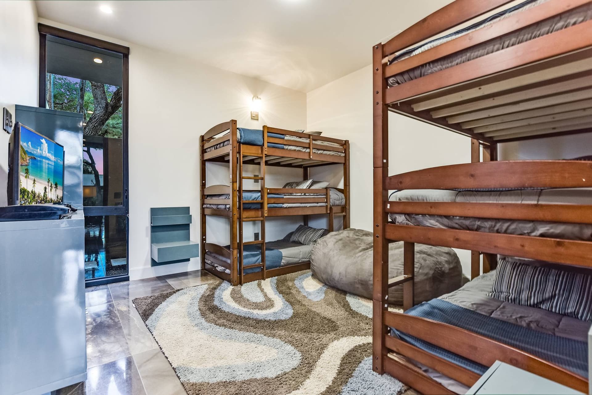 Austin Pinnacle - Image 43