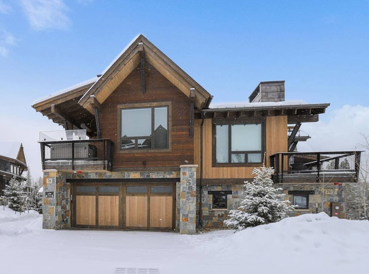 Falcon Haus - Image 51