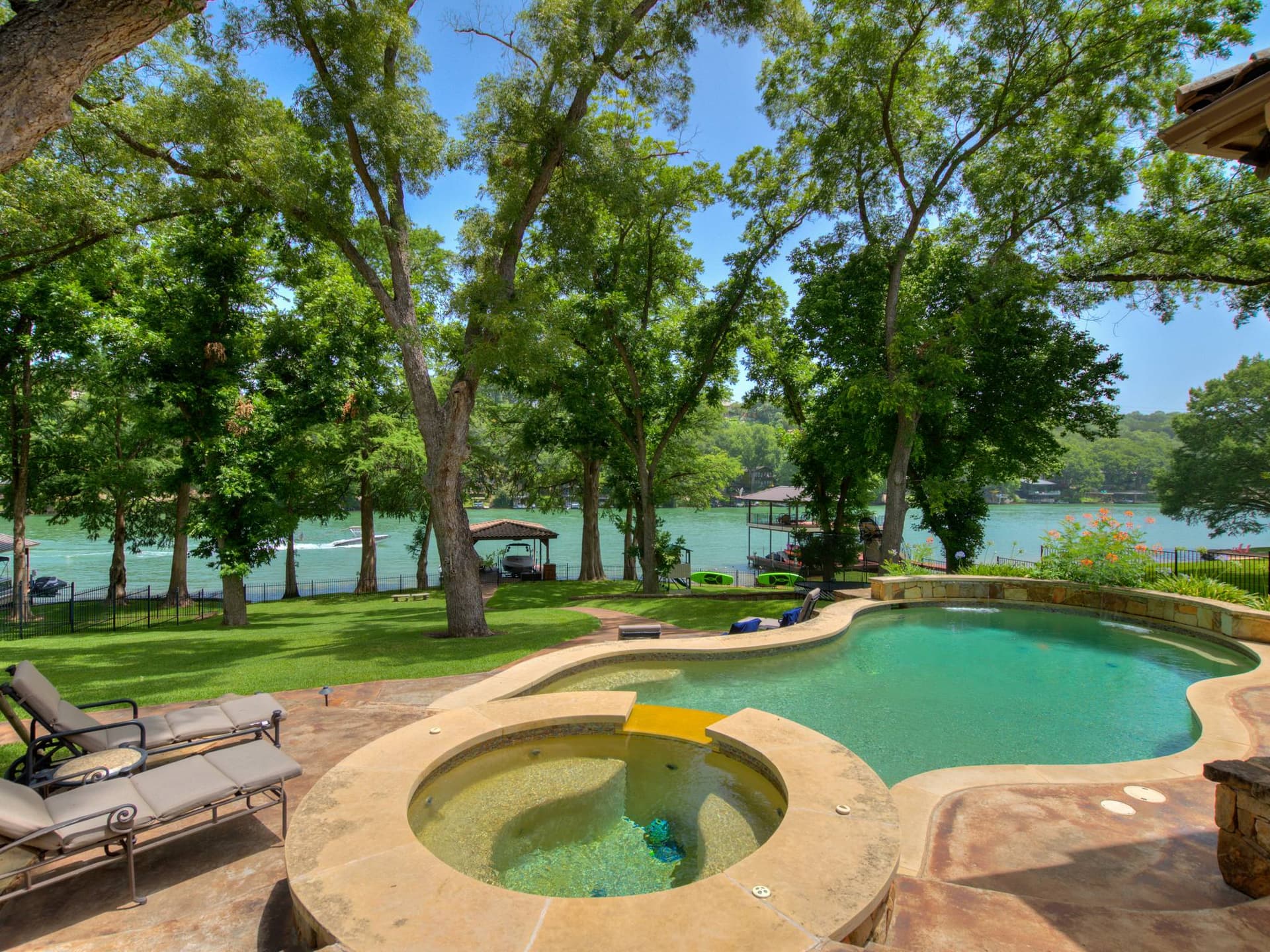 Casa Tranquility on Lake Austin - Image 2