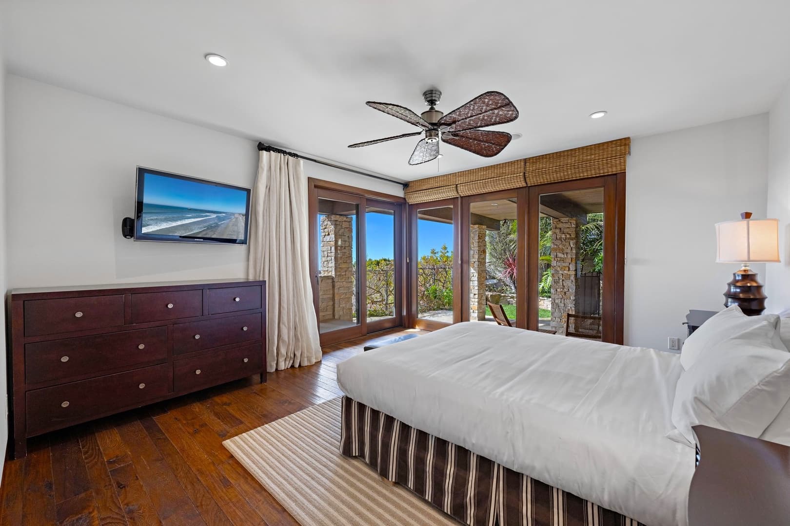 Costa Del Mar - Image 36