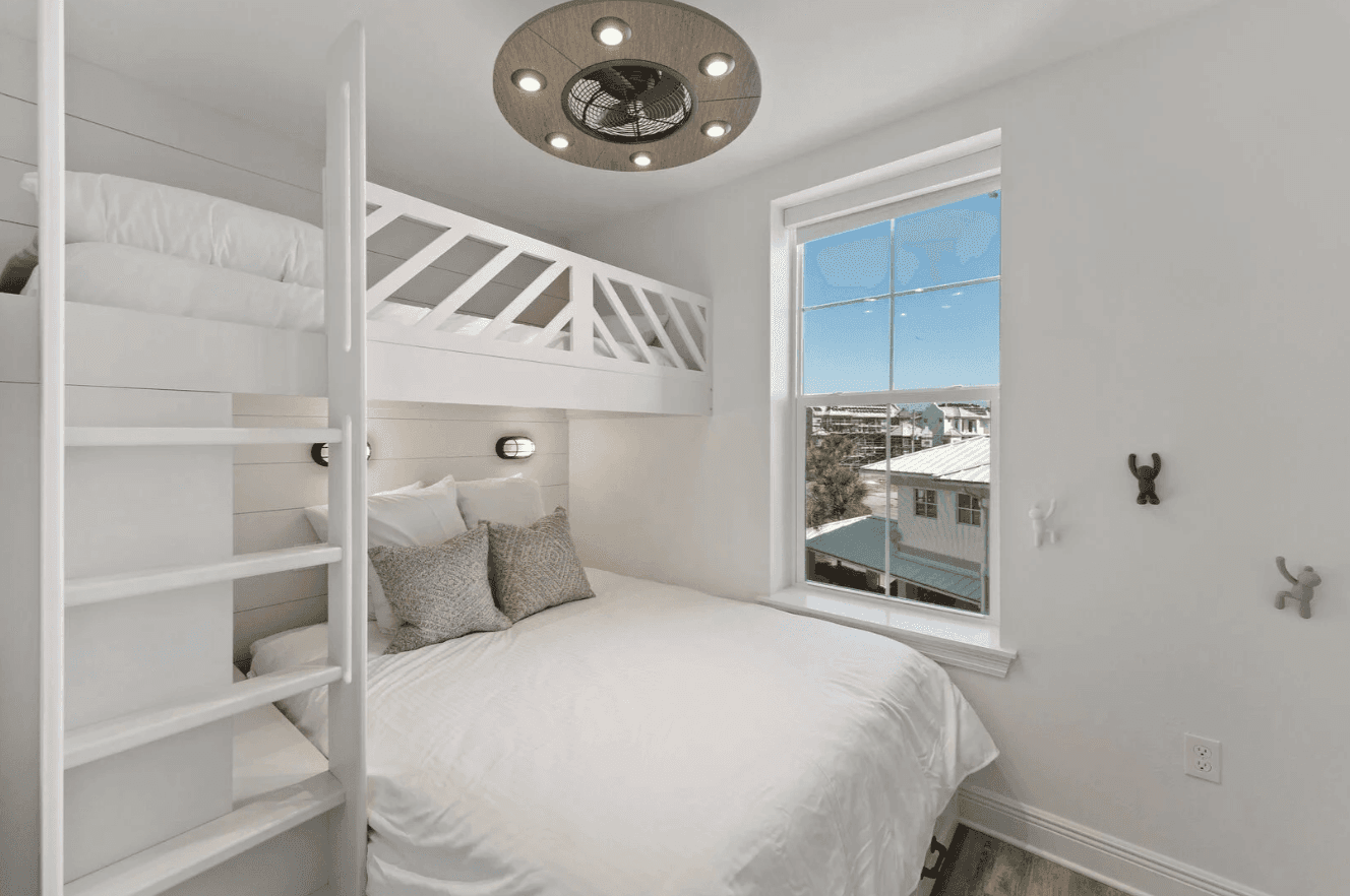 Sea La Vie - Image 27