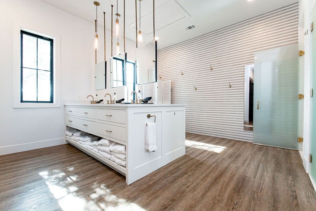 The Owners House - Image 40