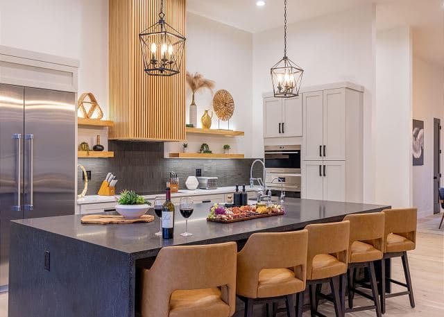 Estate on the River - Image 22