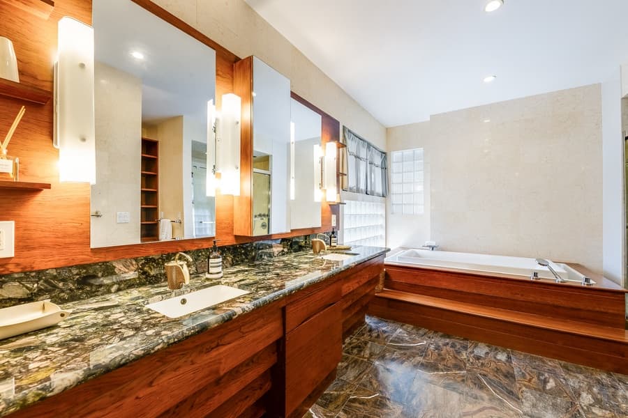 Castle Point Estate - Image 44