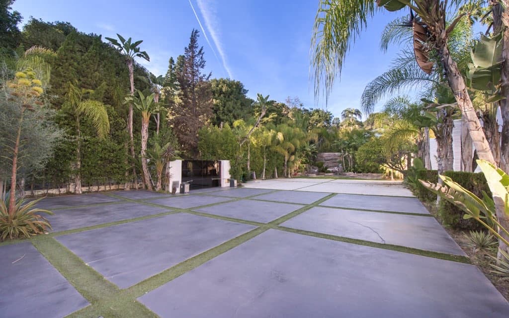 Hillside Estate - Image 3