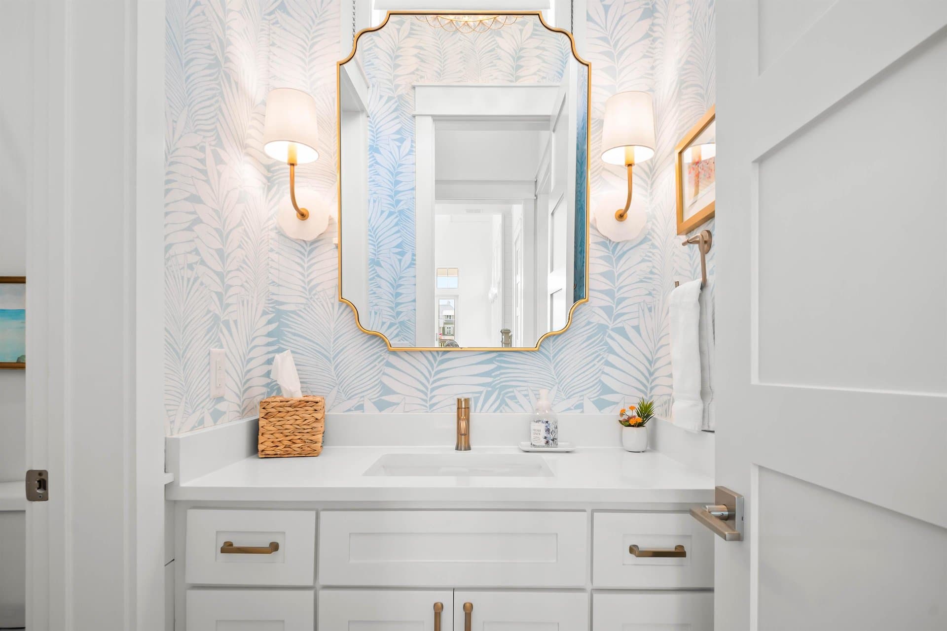 Here Comes The Sun - Image 38