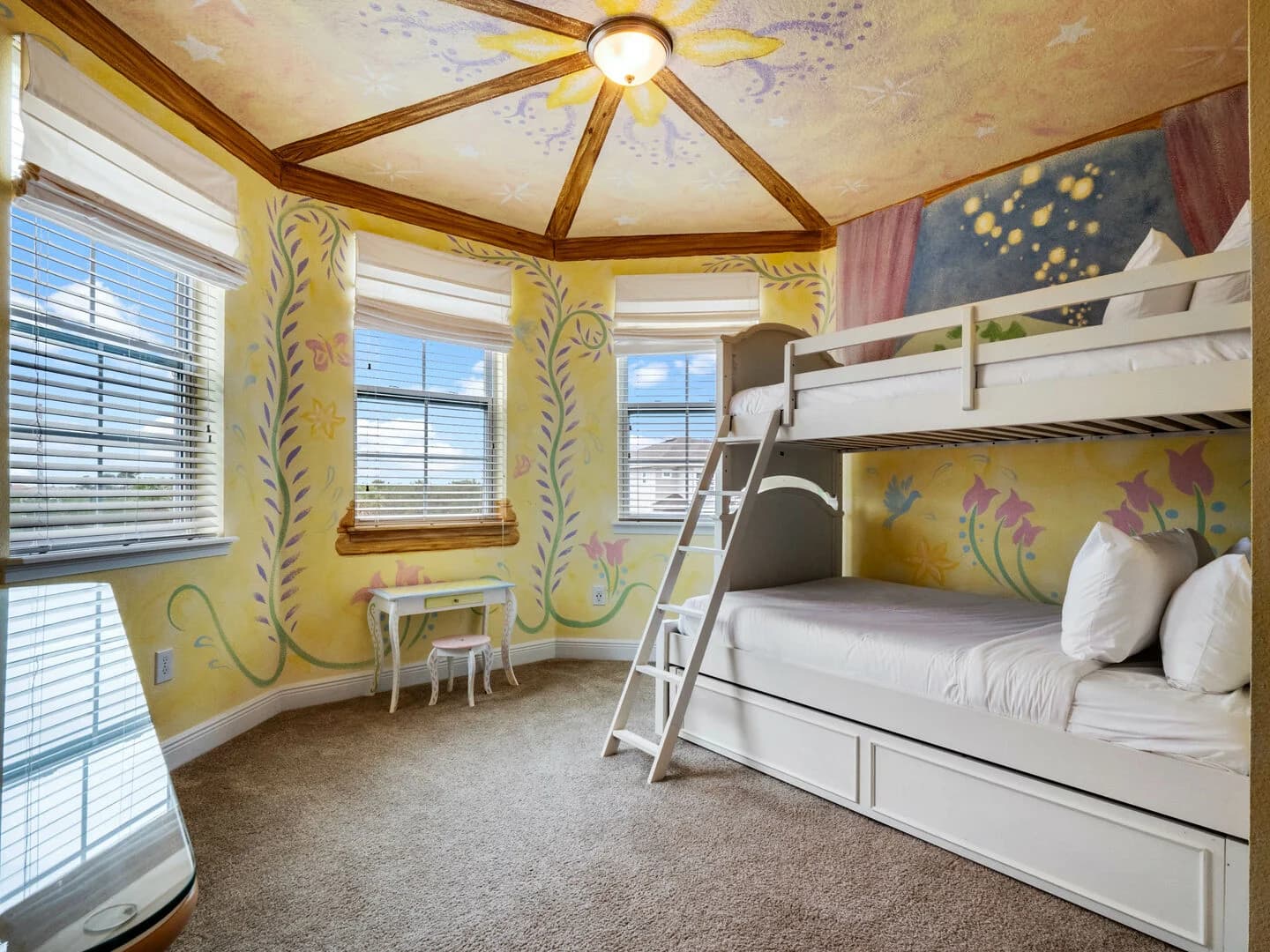 Vacation Station - Image 29